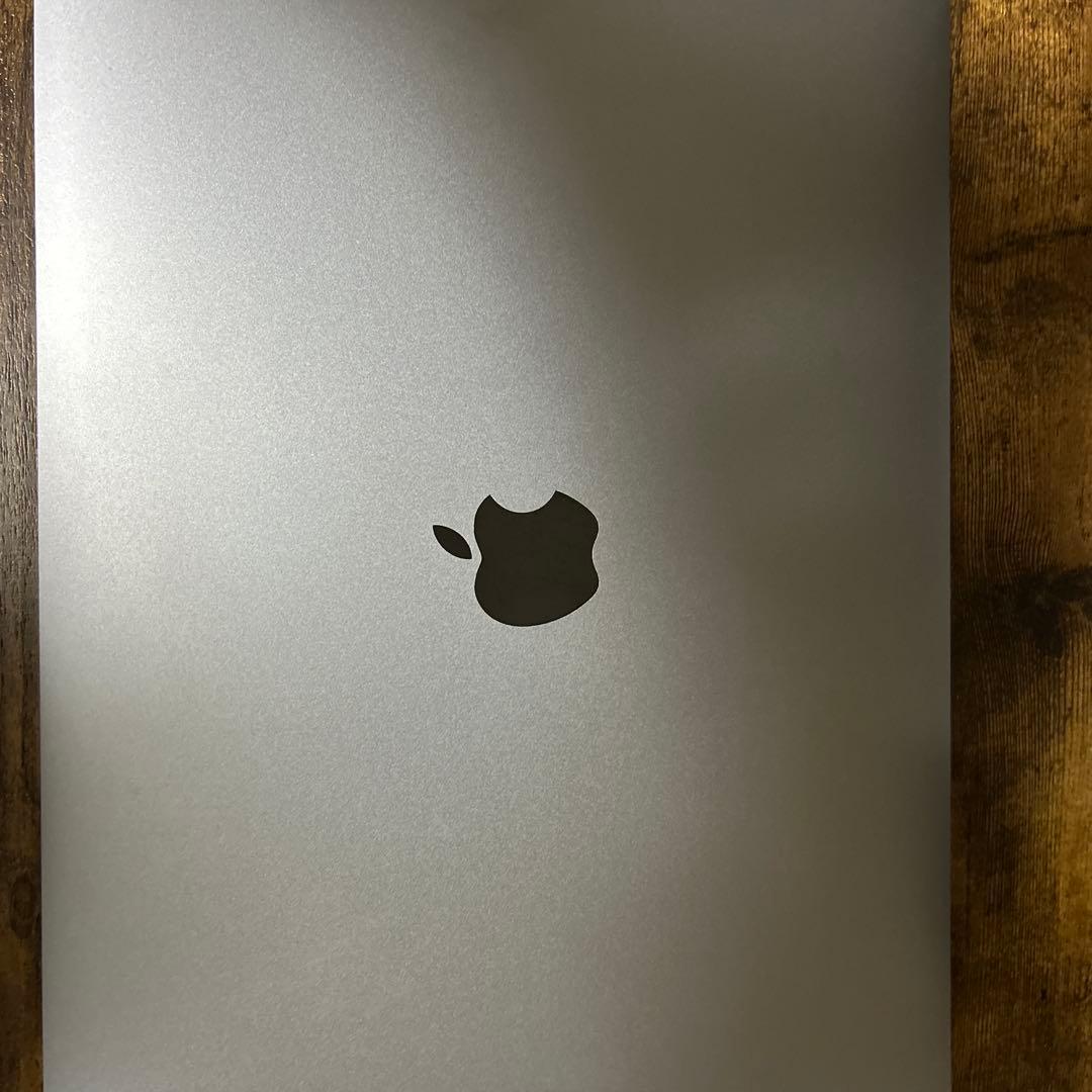 MacBookPro2022メモリ8GB 256GB本体のみ