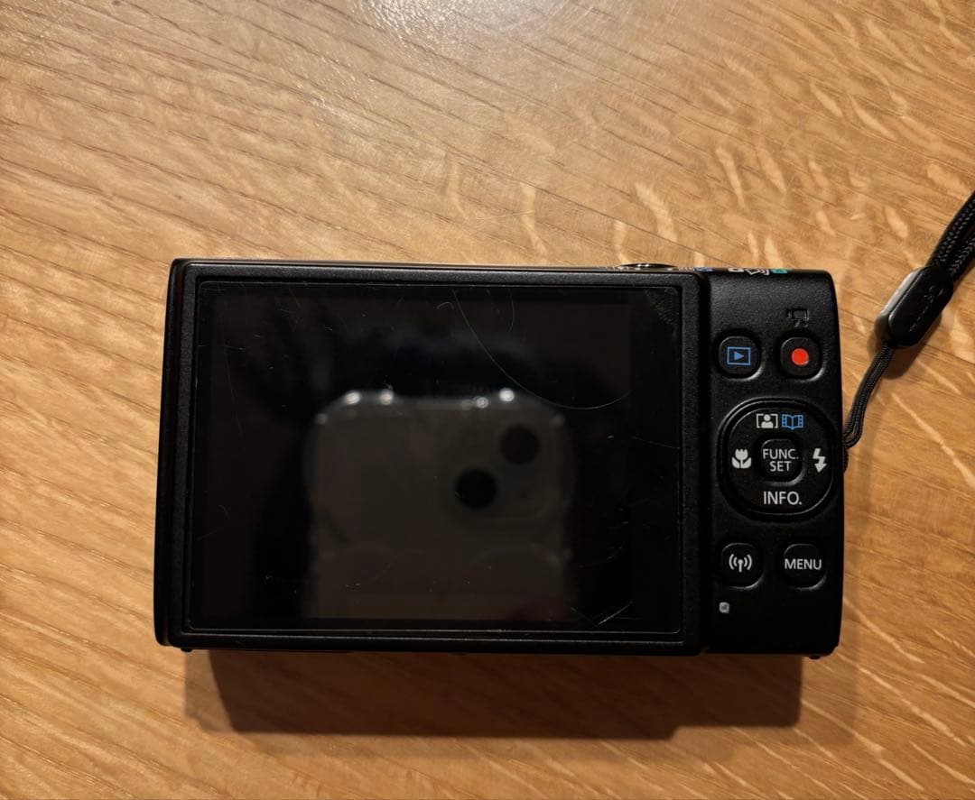 キャノン IXY650 コンパクトデジタルカメラ　ブラック　Wi-Fi搭載