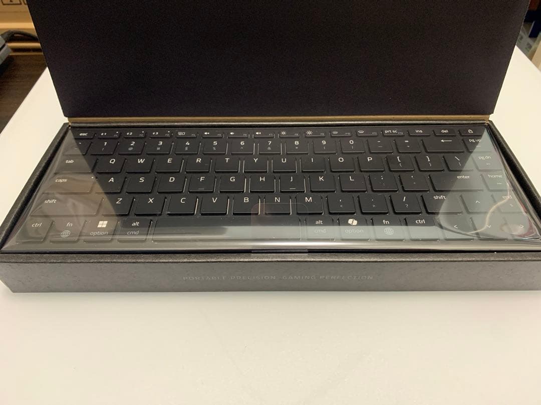 Razer Joro ポータブルワイヤレスゲーミングキーボード