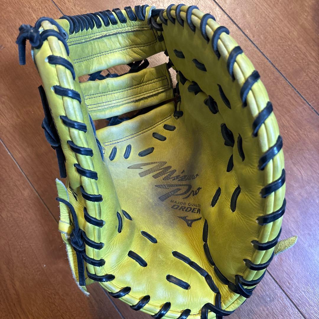 ミズノ プロフェッショナルモデル 硬式ファーストミットイエローグローブ