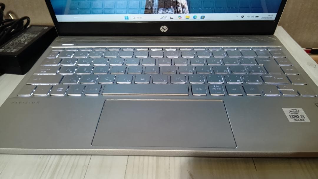 hp pavilion 13-an1039TU 10世代i3 ゴールド
