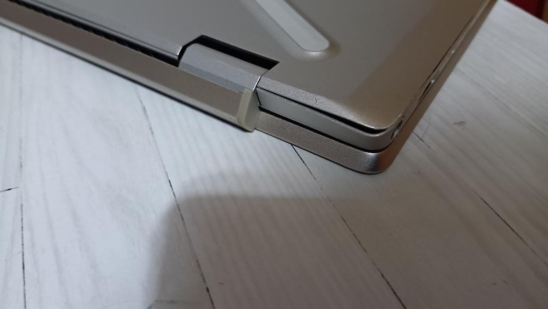 hp pavilion 13-an1039TU 10世代i3 ゴールド