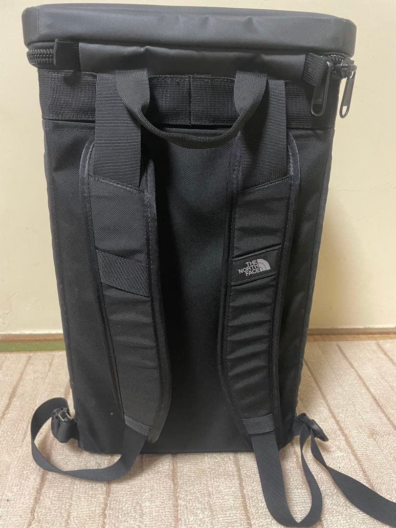【激レア】ノースフェイス　座れるリュック　バックパック