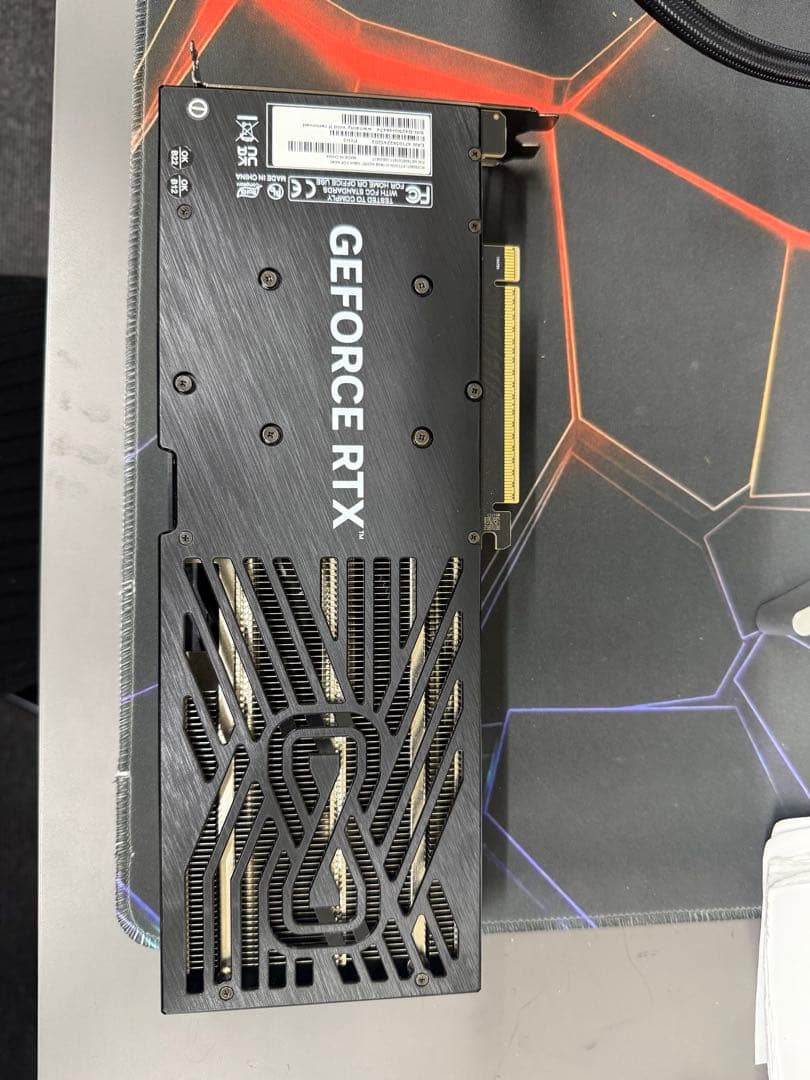 グラフィックボード・グラボ・ビデオカード Gainward GeForce RTX 5060 Ti 16GB