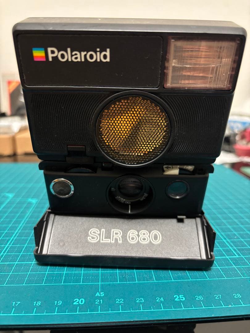 POLAROID SLR680 ポラロイドカメラ フィルムカメラ インスタント