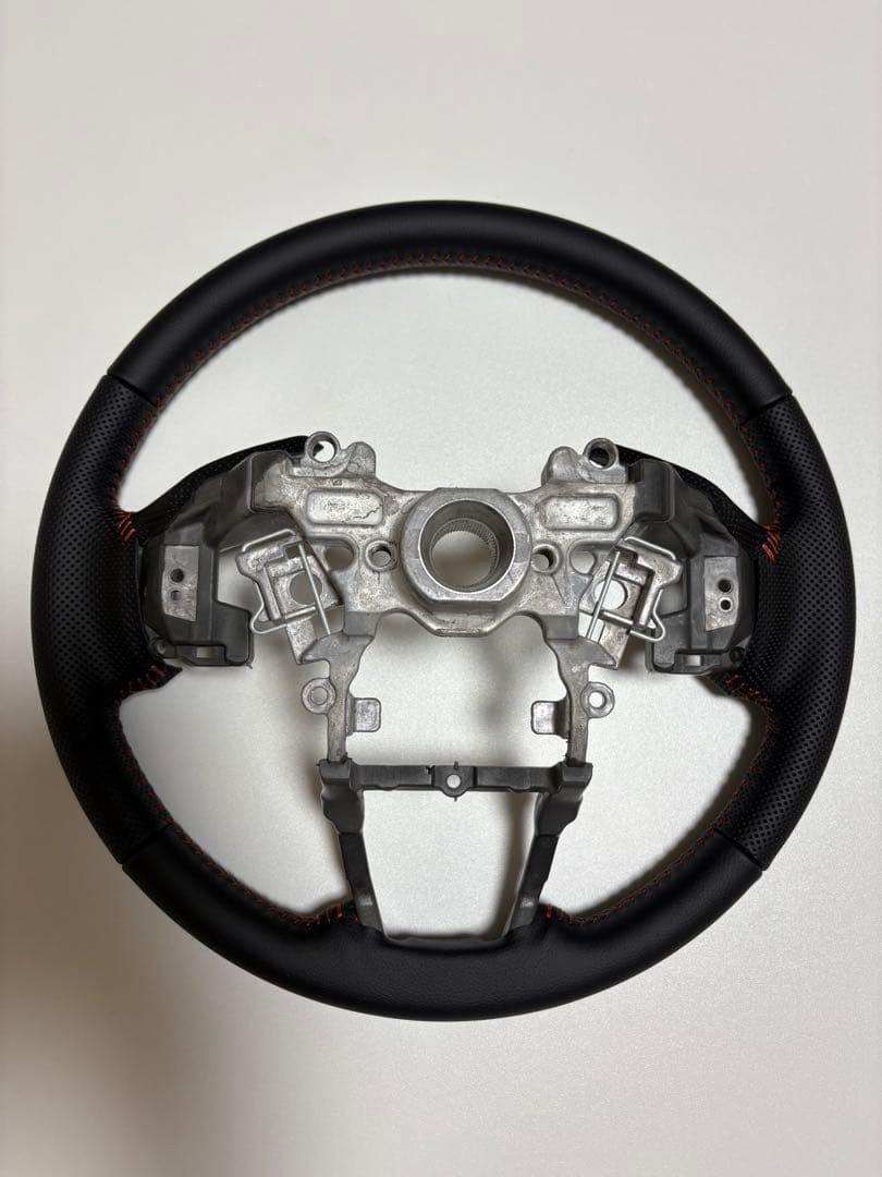 HONDA N-ONE RS（6MT）ステアリングホイール本体