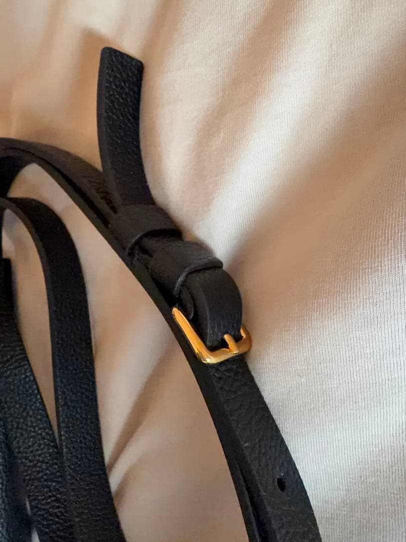 MARNI レザーショルダーバッグ　ブラック