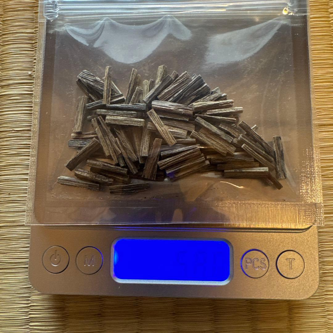 松栄堂　沈香　細割