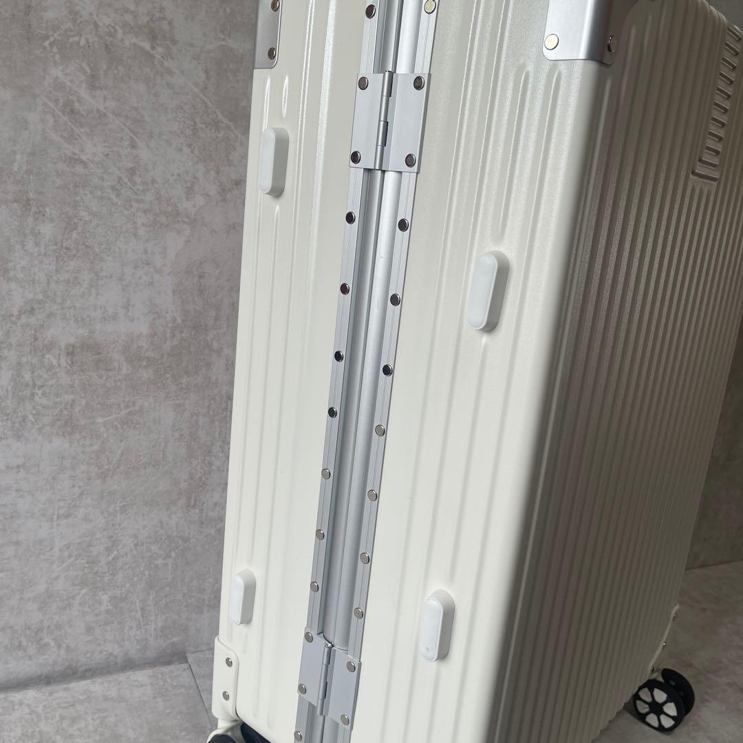 [Vilgazz] キャリーケース TSAロック 4-7泊 M 58L ホワイト