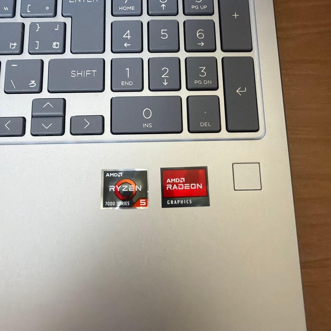 HPノートパソコン　15インチ