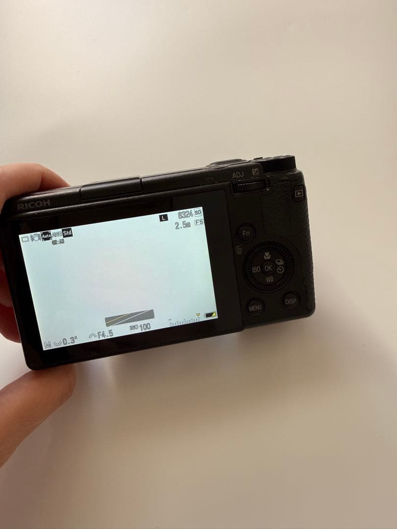 RICOH GRIII コンパクトデジタルカメラ