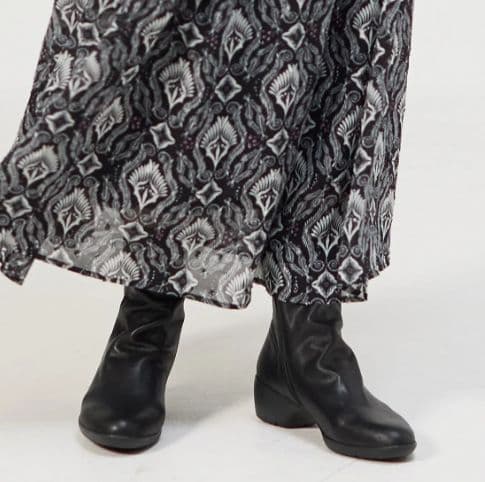 fitfit 新品23.5cm ◆ソフトレザーブーツ900 （ブラック）