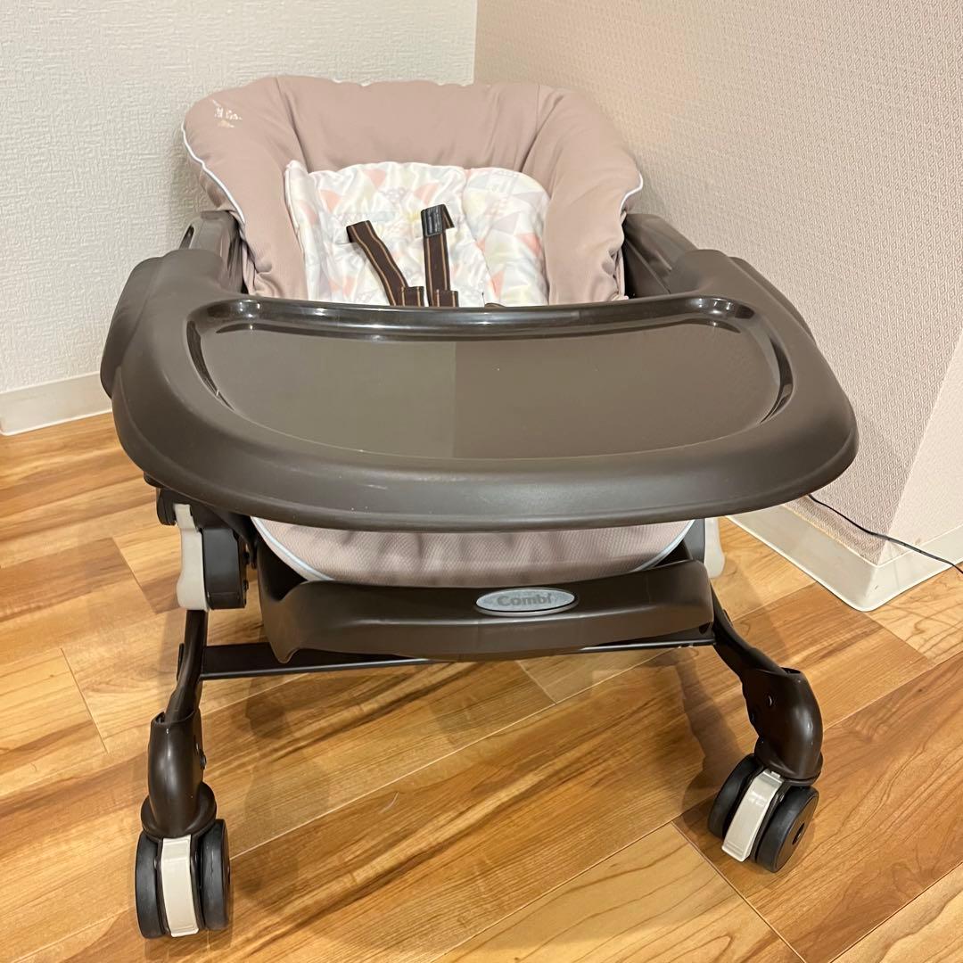 【美品】 コンビ ネムリラ 4キャス ハイローチェア アカチャンホンポ限定