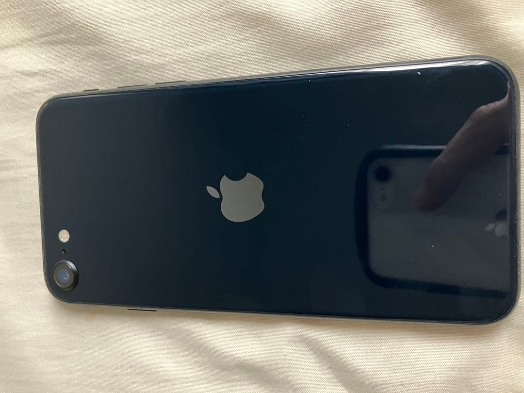 iPhoneSEブラック第3世代　SIMフリー　128GB