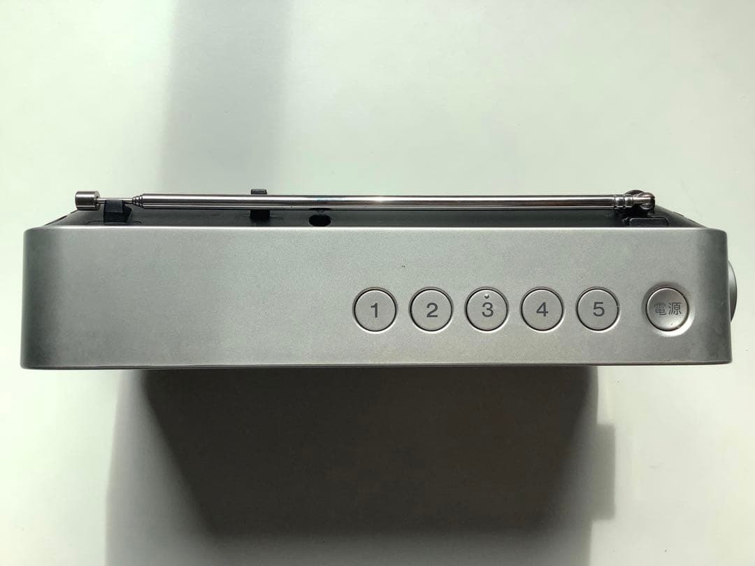 [z542]ソニー PLLシンセサイザーポータブルラジオ ICF-M780N