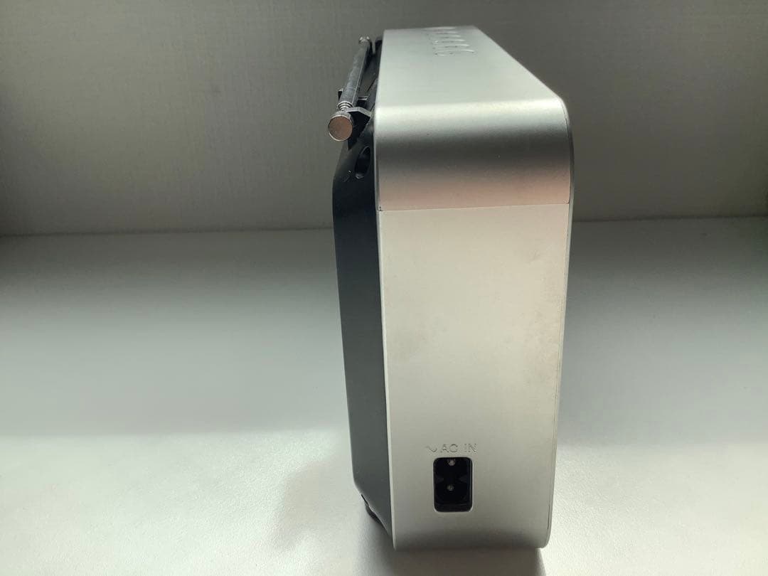 [z542]ソニー PLLシンセサイザーポータブルラジオ ICF-M780N