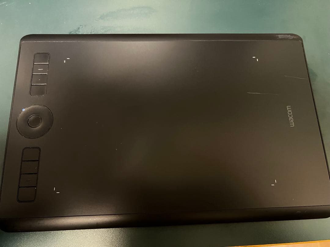 ワコム　ペンタブ　wacom intuos pro pht-660