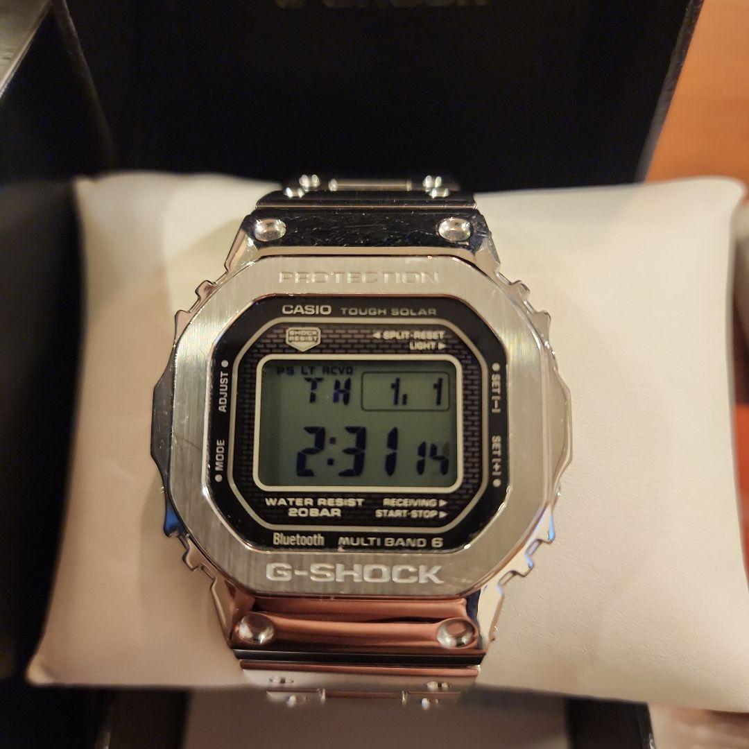 美品 G-SHOCK 腕時計 フルメタル シルバー GMW-B5000D-1JF