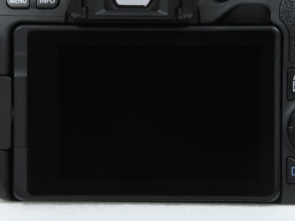 【美品】 Canon EOS Kiss X9 ボディ 《ショット数5755》