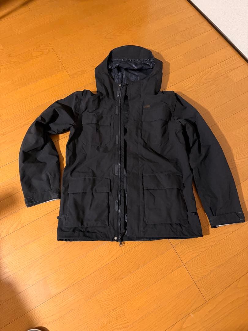 VOLCOM メンズスノーボードウェア上下セット