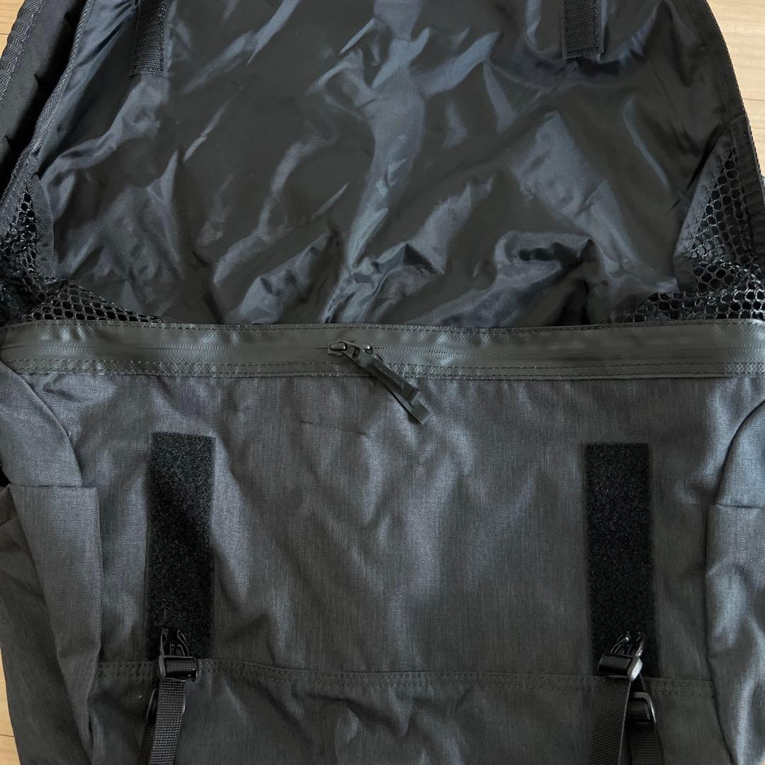 アンドワンダー　メッセンジャーバック