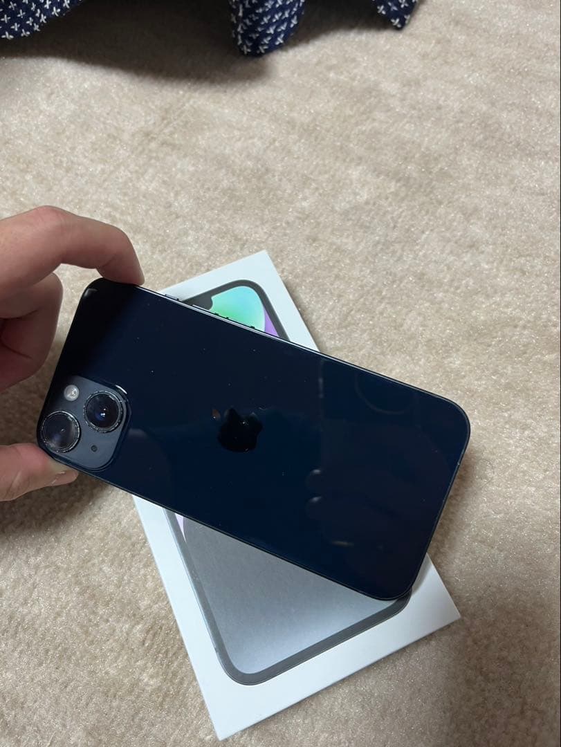 Apple iPhone 14 本体　ミッドナイト