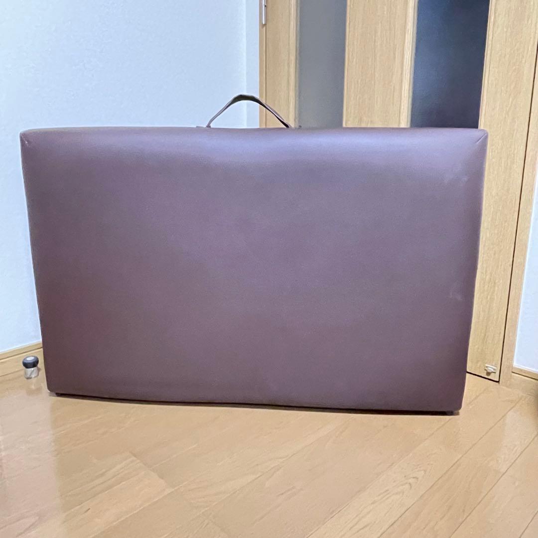 折りたたみマッサージベッド ブラウン アームレスト未使用 新品紙パンツ20枚付