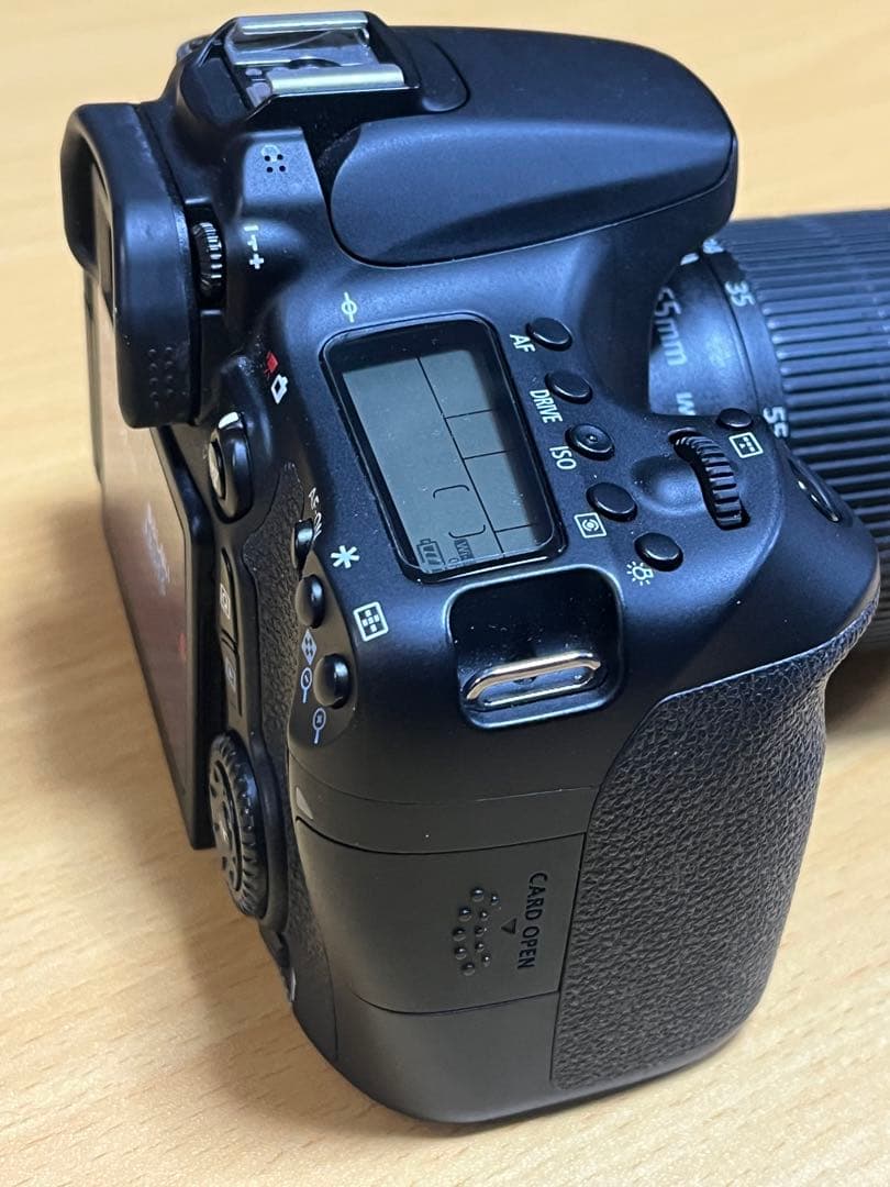 ジャム初心者向け名機Canon EOS 70D ズームレンズキット