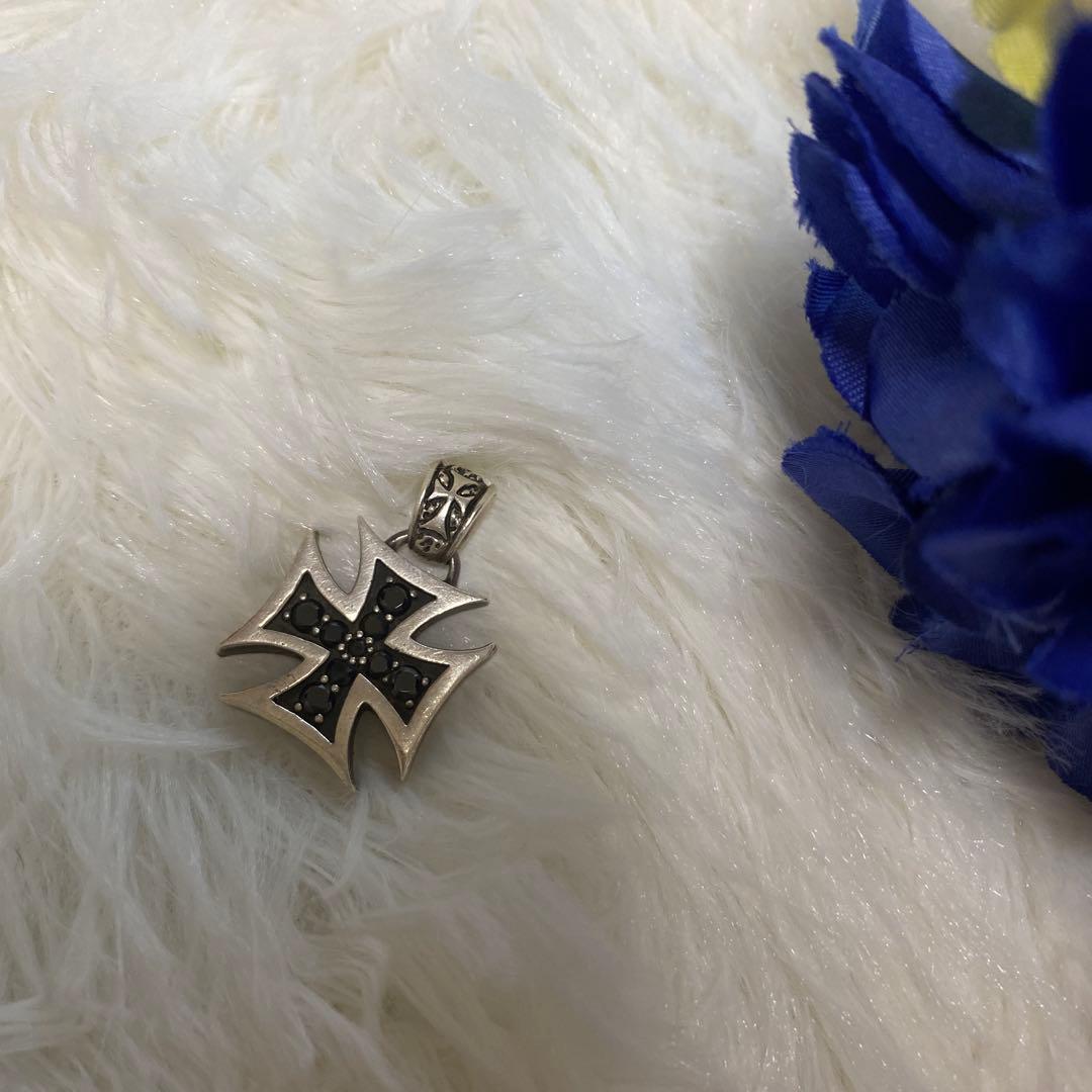 たくぞうDeal design ディールデザイン　アイアンクロスペンダント