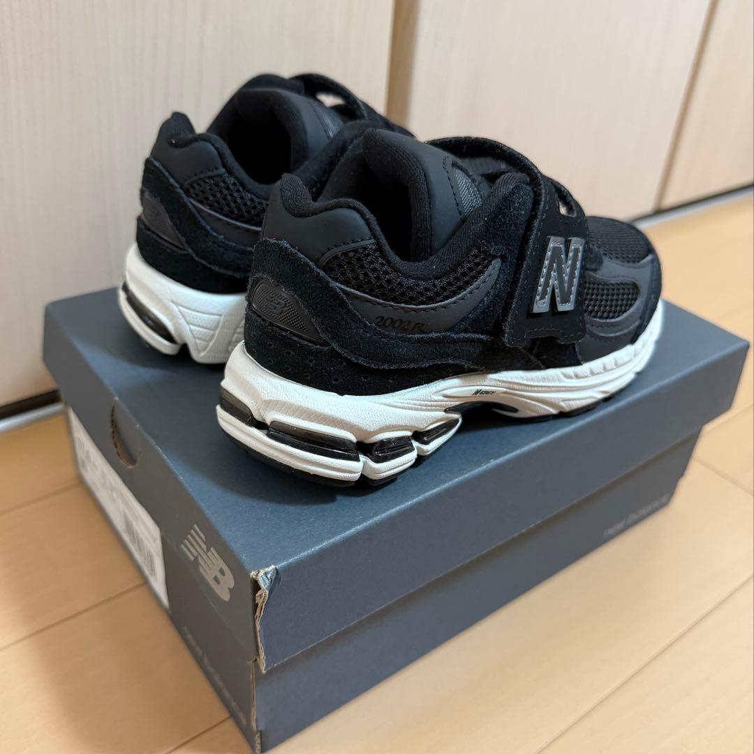 【 新品未使用 】ニューバランス PV2002BK 17 ブラック キッズ 黒