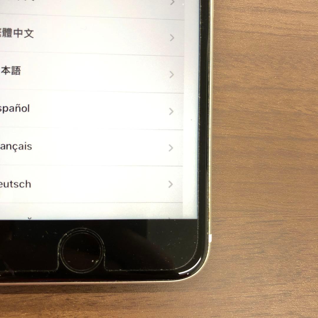 D*社様 iPhone SE 第二世代 64GB SIMフリー 355R