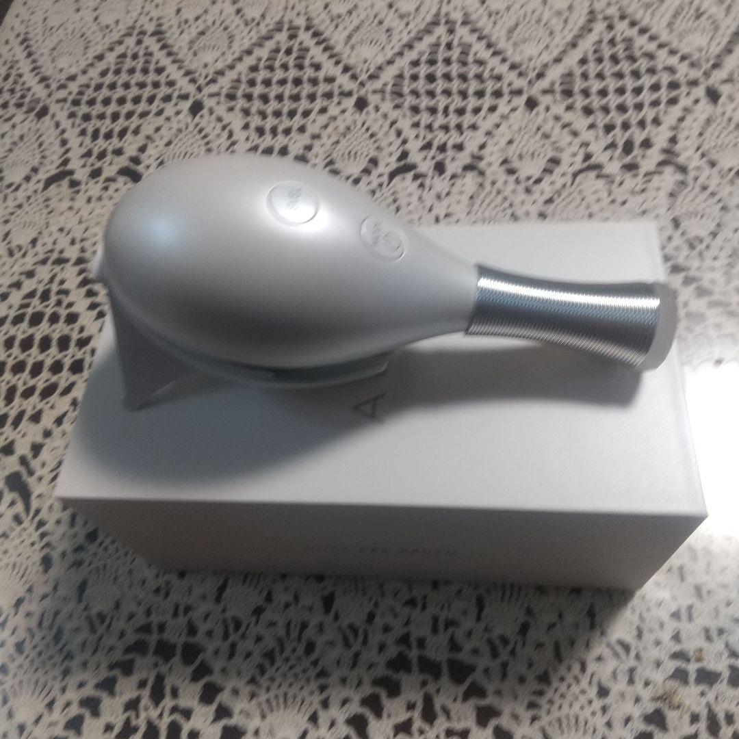 AiMY BEE BRUSH 美顔器【新品未使用】