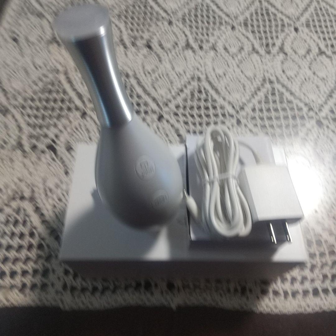 AiMY BEE BRUSH 美顔器【新品未使用】