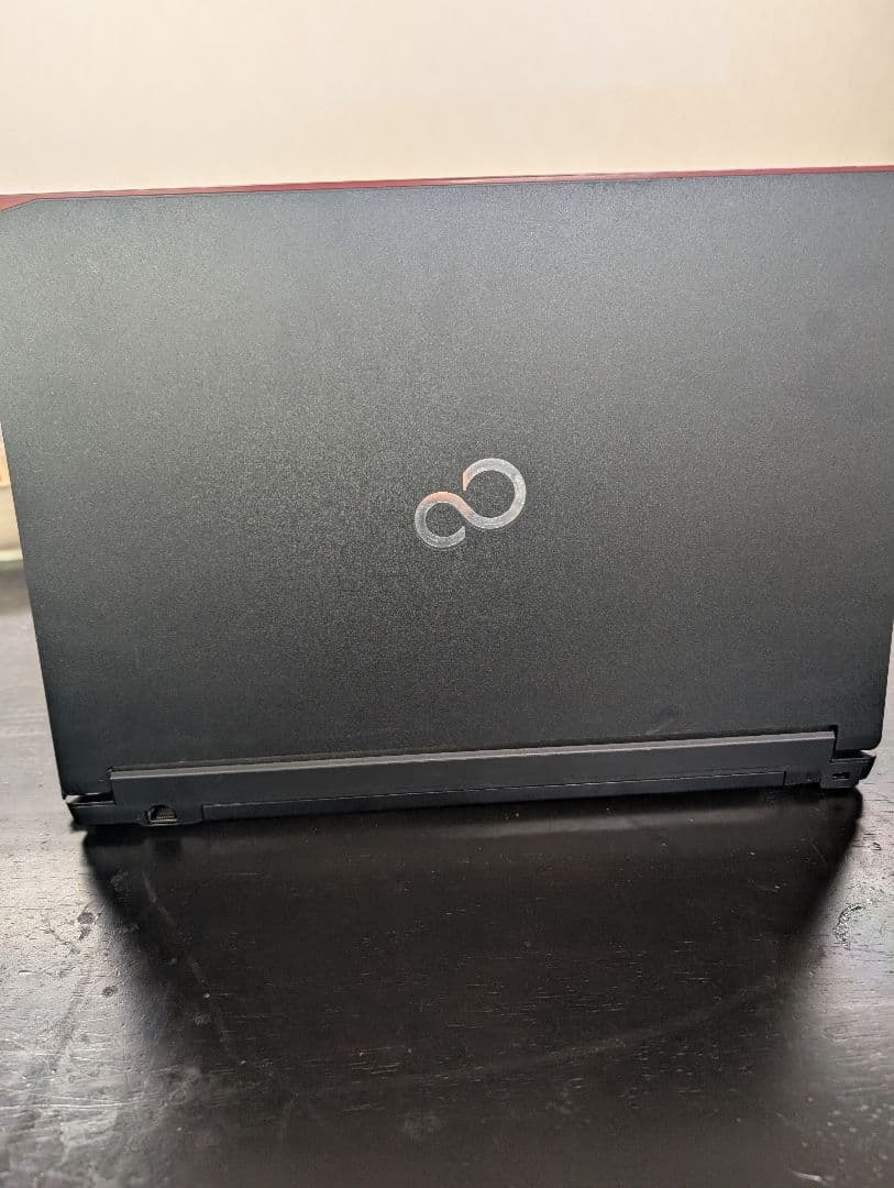 【美品・オフィス付き】フルHD/Core-i5 7300U/8GB/256GB