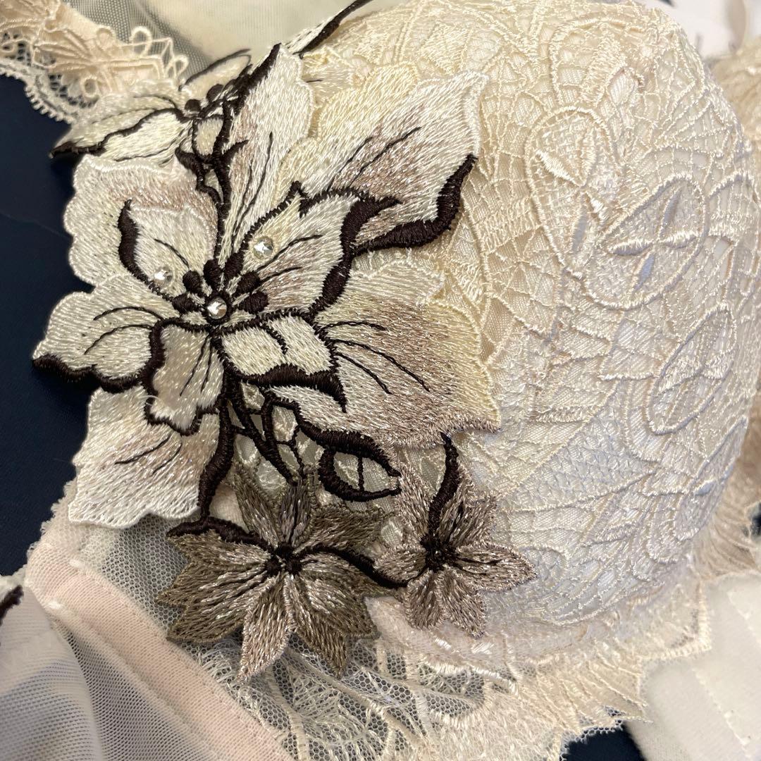 サルート F70/L 72G BE ペルー