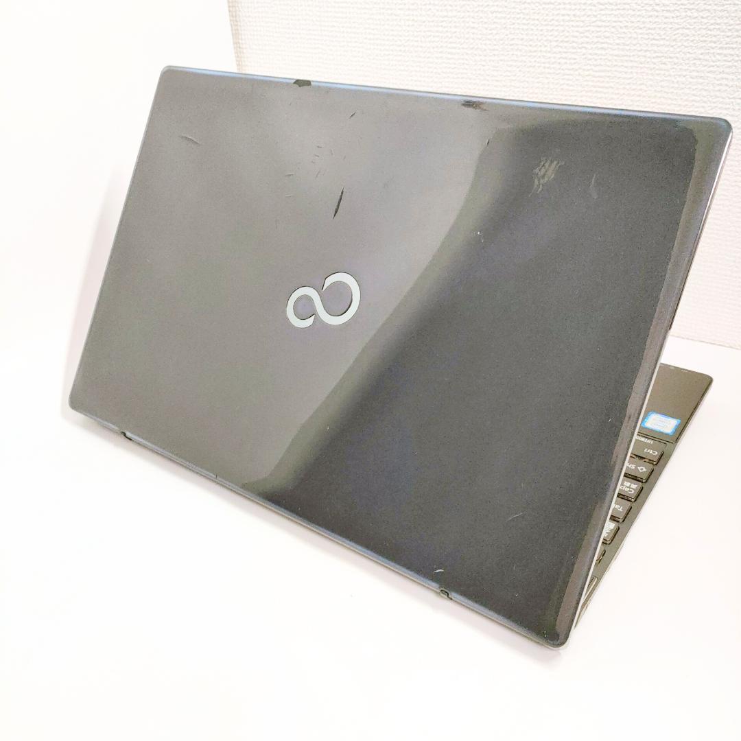 第8世代i7✨️富士通/Win11/SSD512GB/オフィス付きノートパソコン