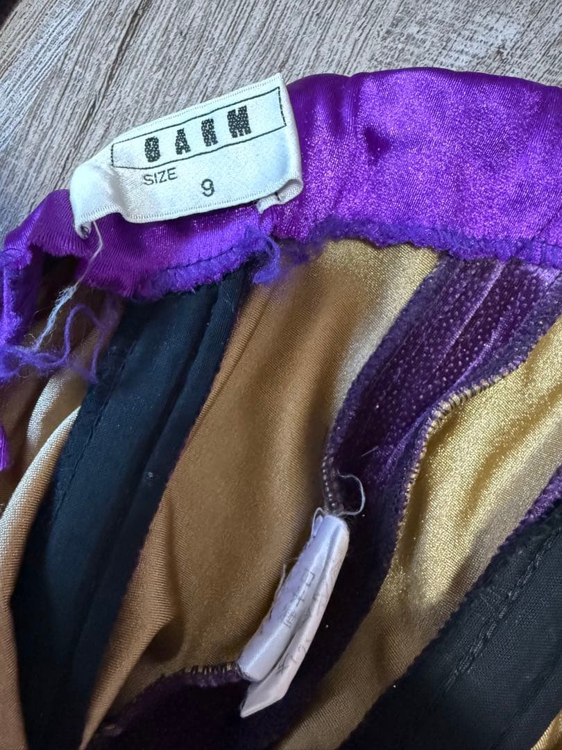 アトリエダーム size9 パープルラメ 襟・カフス黒 綺麗なカフスボタン付