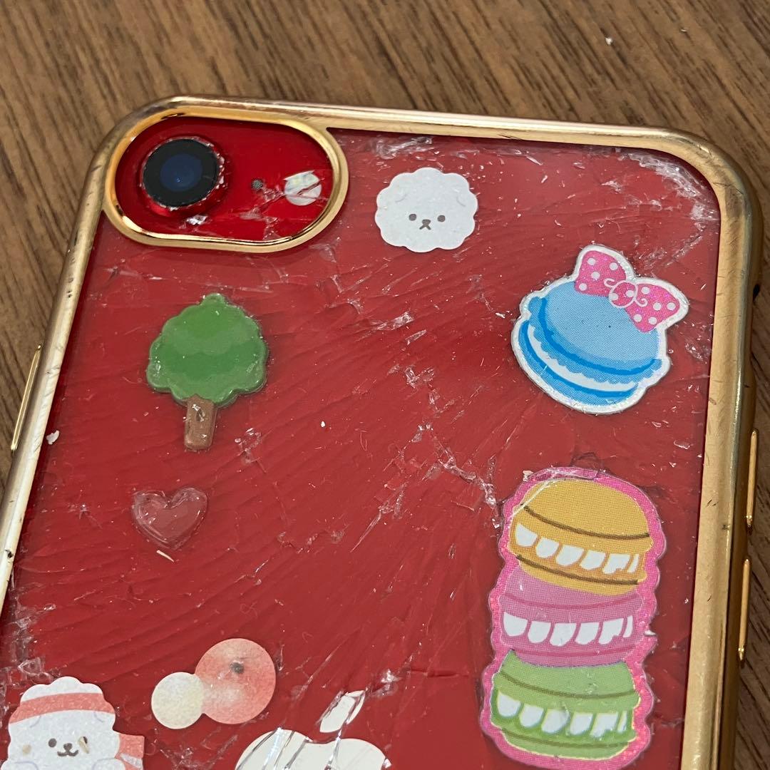 iPhone SE （第二世代）赤 画面割れ