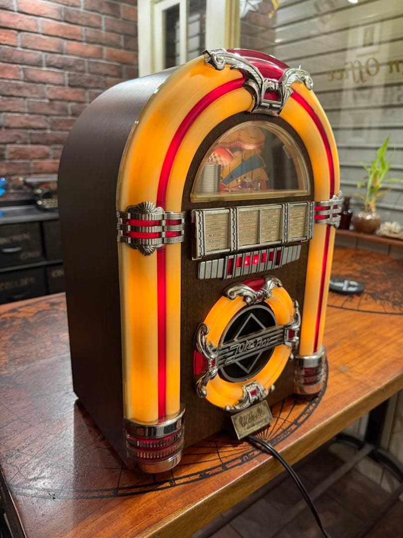 ジュークボックス型ラジカセ