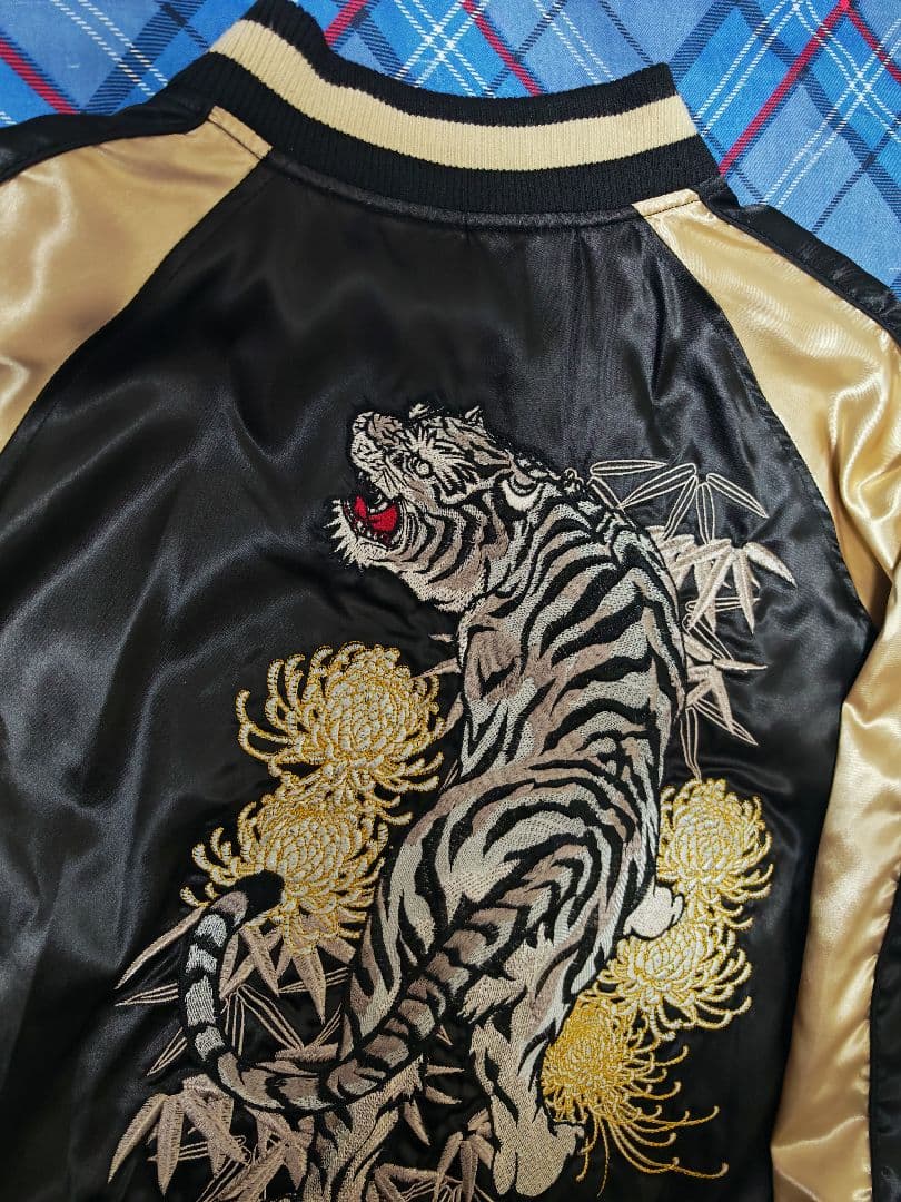 Japanese tradional 日本限定 虎 スカジャン サテン