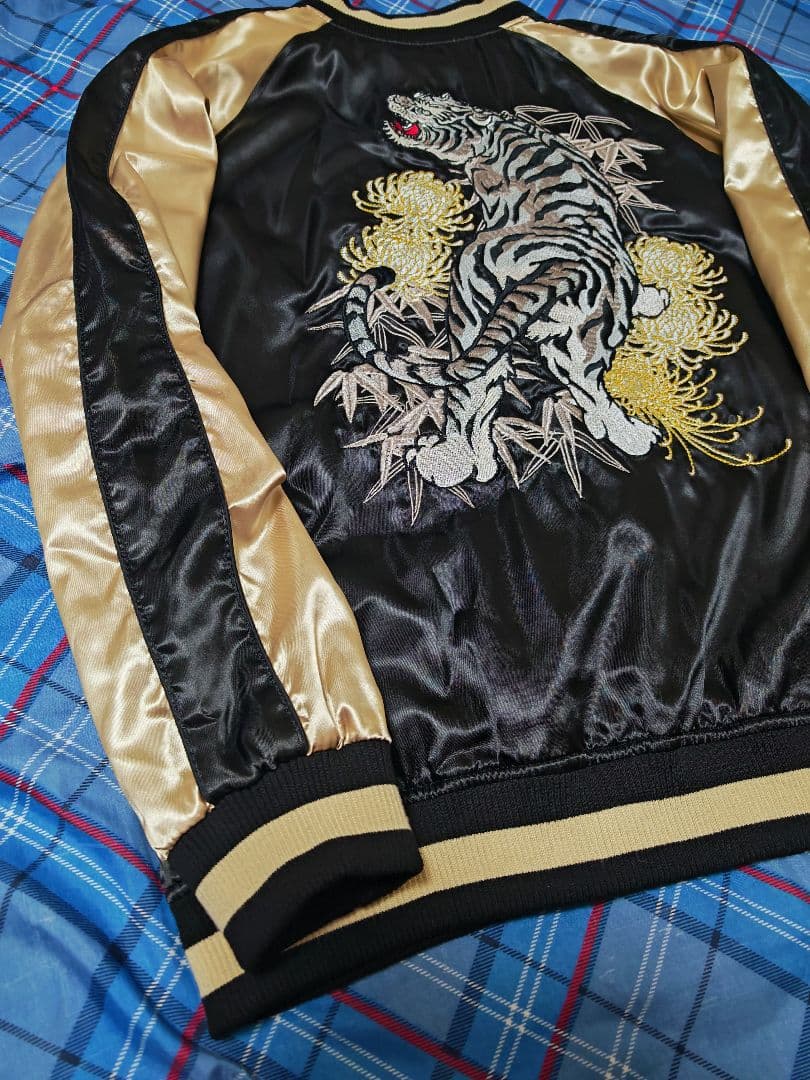 Japanese tradional 日本限定 虎 スカジャン サテン