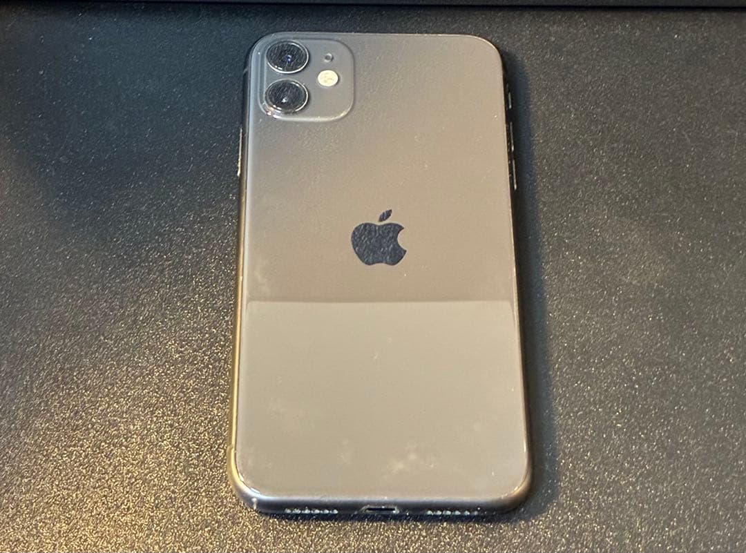 Apple iPhone 11 傷あり