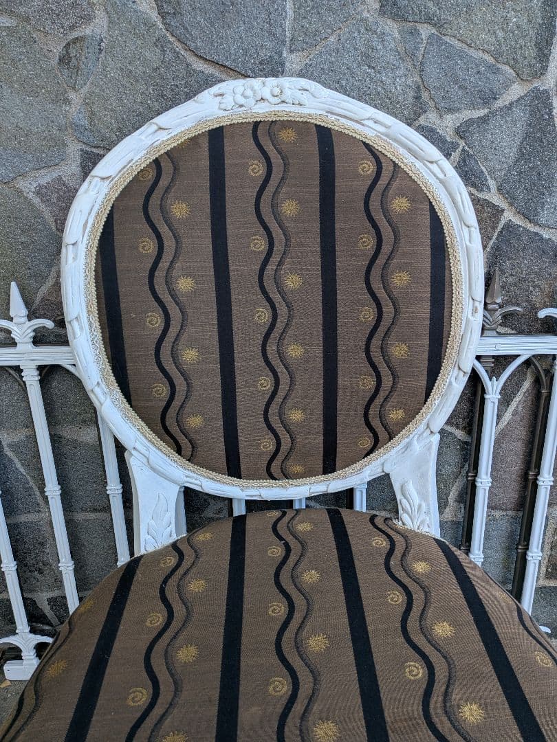11ーeIeven メダリオンチェア高級家具椅子2脚セット　ジャンク