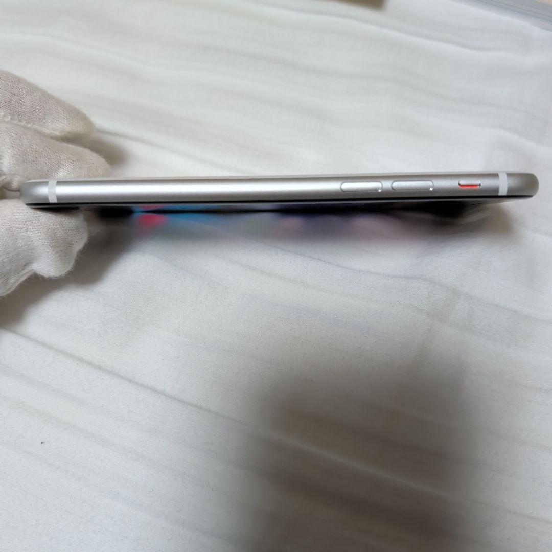 iPhone SE 第2世代　64