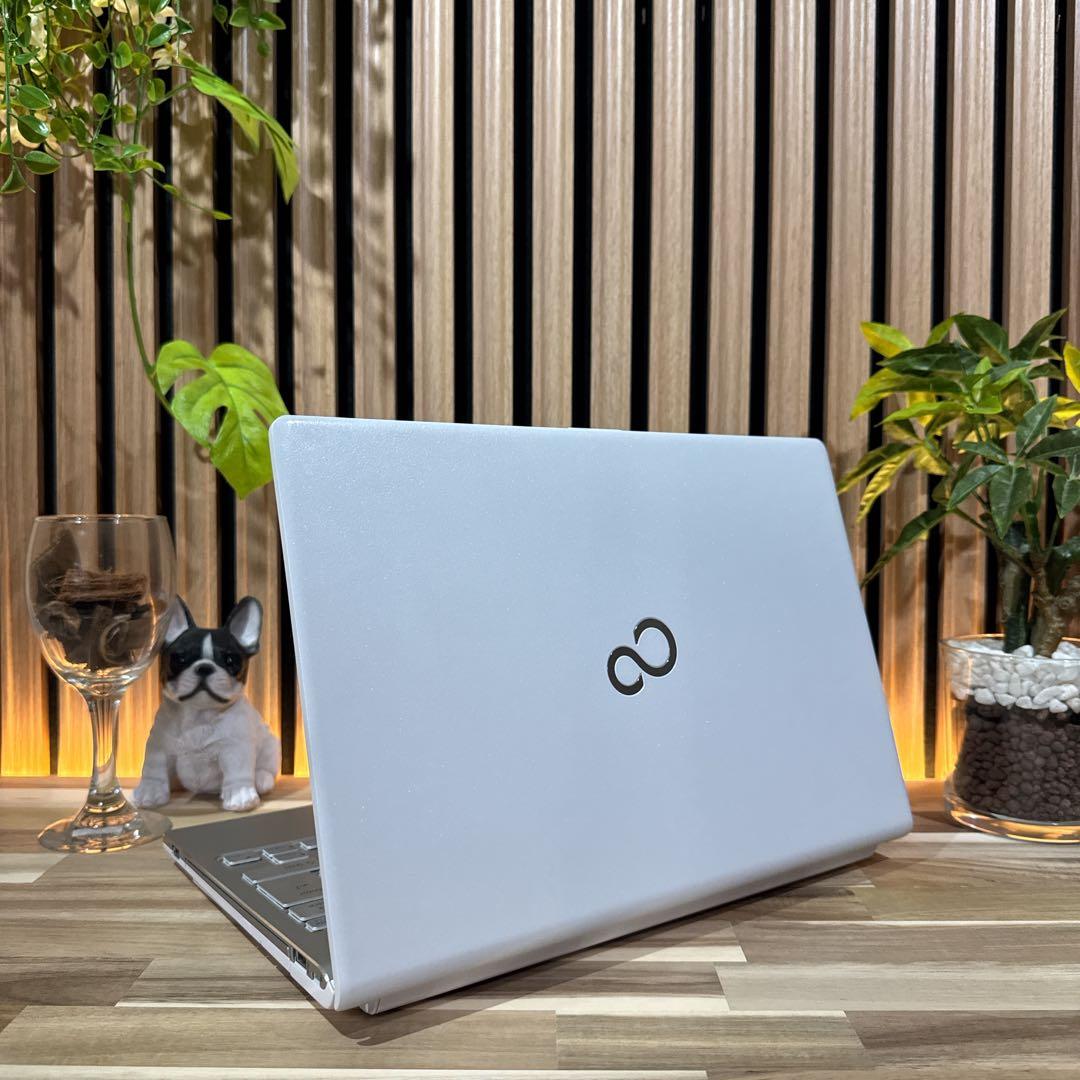 タッチパネル‼️LIFEBOOK☘️i7☘メモリ20GB☘️512GB☘ノートパソコン