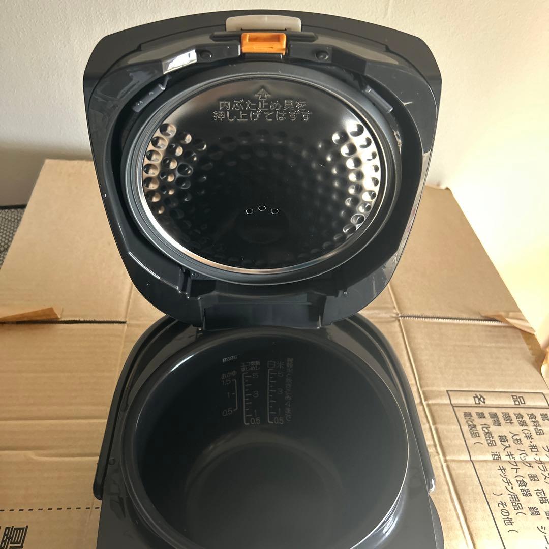 象印5.5合炊飯器