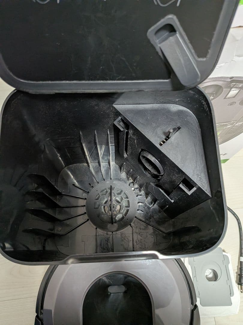 iRobot Roomba i7+ ロボット掃除機 本体