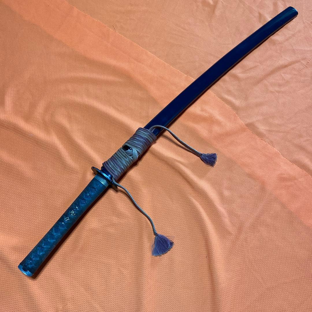 高級居合刀 黒柄黒鮫皮 木瓜透し丸鍔 濃紺呂鞘