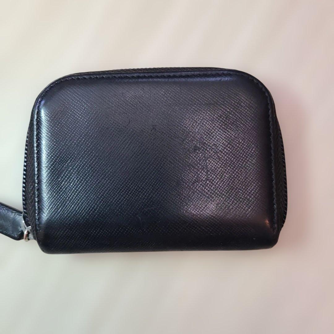 PRADA　ケース　サフィーアーノレザー　三角ロゴ　黒