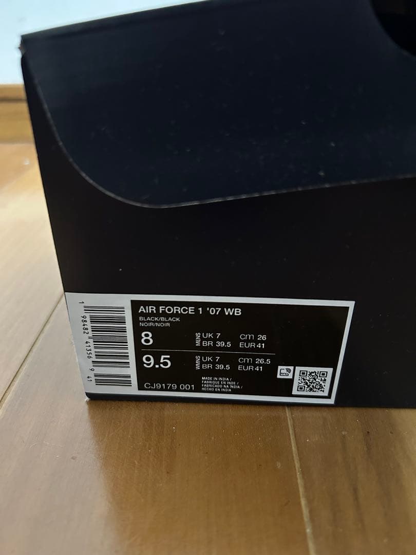 靴 Nike Air Force 1 '07WB